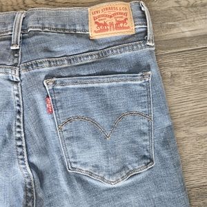 Levi's 312 shaping slim 29x30